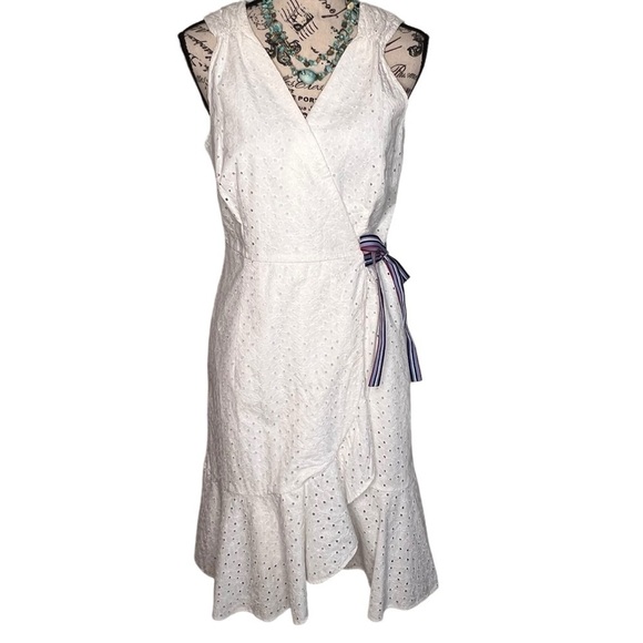 Tommy Hilfiger White Eyelet Lace Sleeveless V Neck Wrap Dress Pockets Size M NWT - Picture 16 of 16